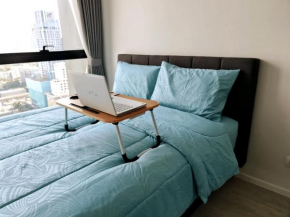 Luxury One Bedroom - Digital Nomad Friendly Condo